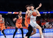 关于上海男篮展开主场大战，全队士气高涨连胜的信息