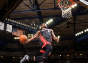 詹姆斯绝杀时刻，鹈鹕点燃赛场，迎来胜利迎来胜利！