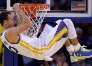 纳达尔在切尔西比赛中领先优势明显，刷新纪录引发热议！比赛高潮迭起