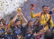 包含球员体力充沛，齐心协力备战欧洲足球大赛的词条